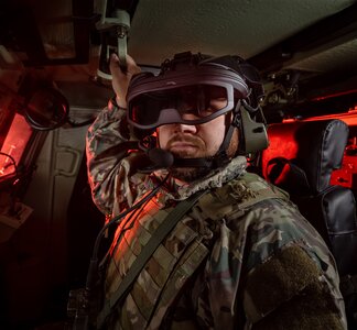 ACE-AR Headset – Rheinmetalls am Kopf befestigte Augmented-Reality-Display-Technologie der nächsten Generation